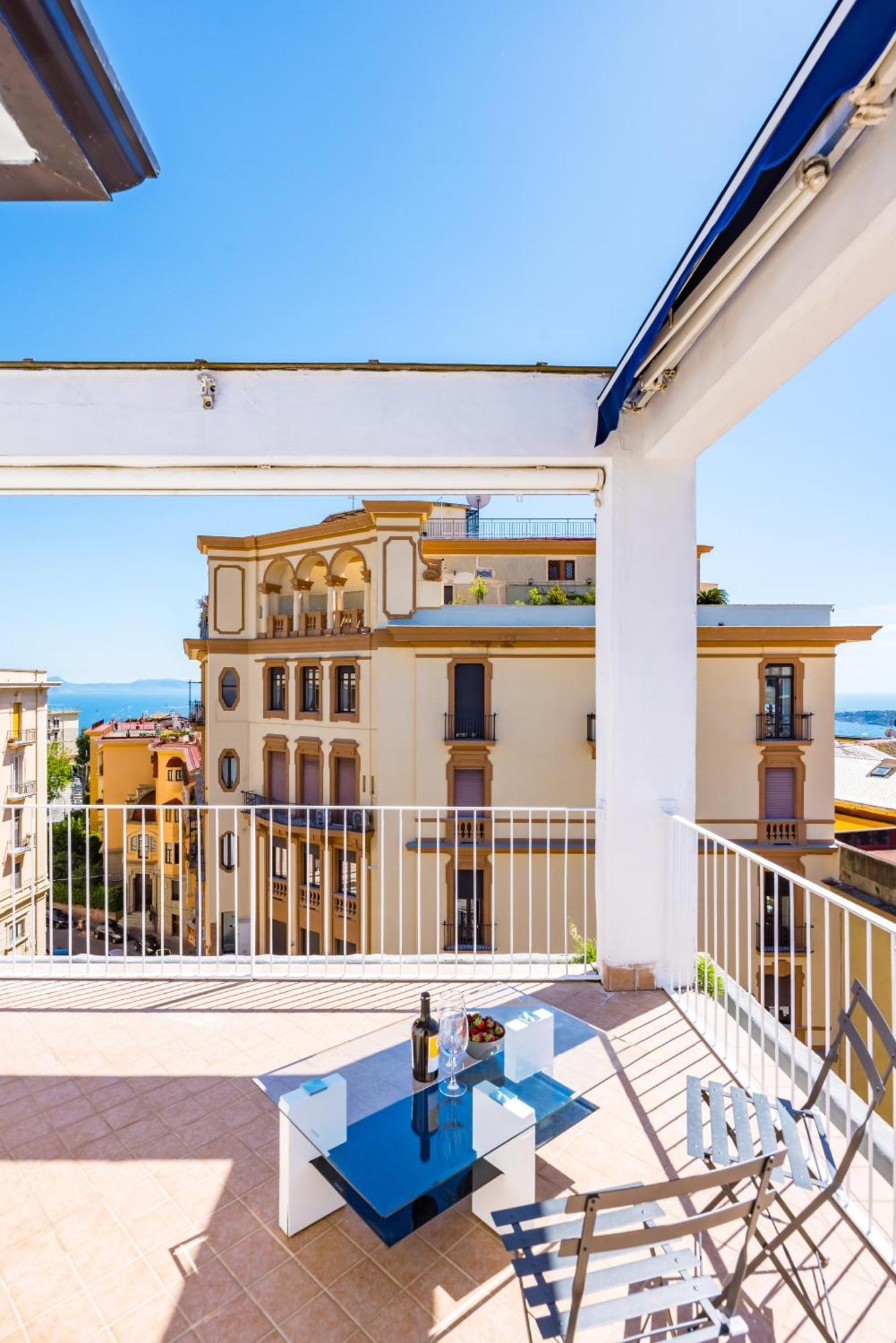 Chiave Di Fuga By Napoliapartments Apartment Naples