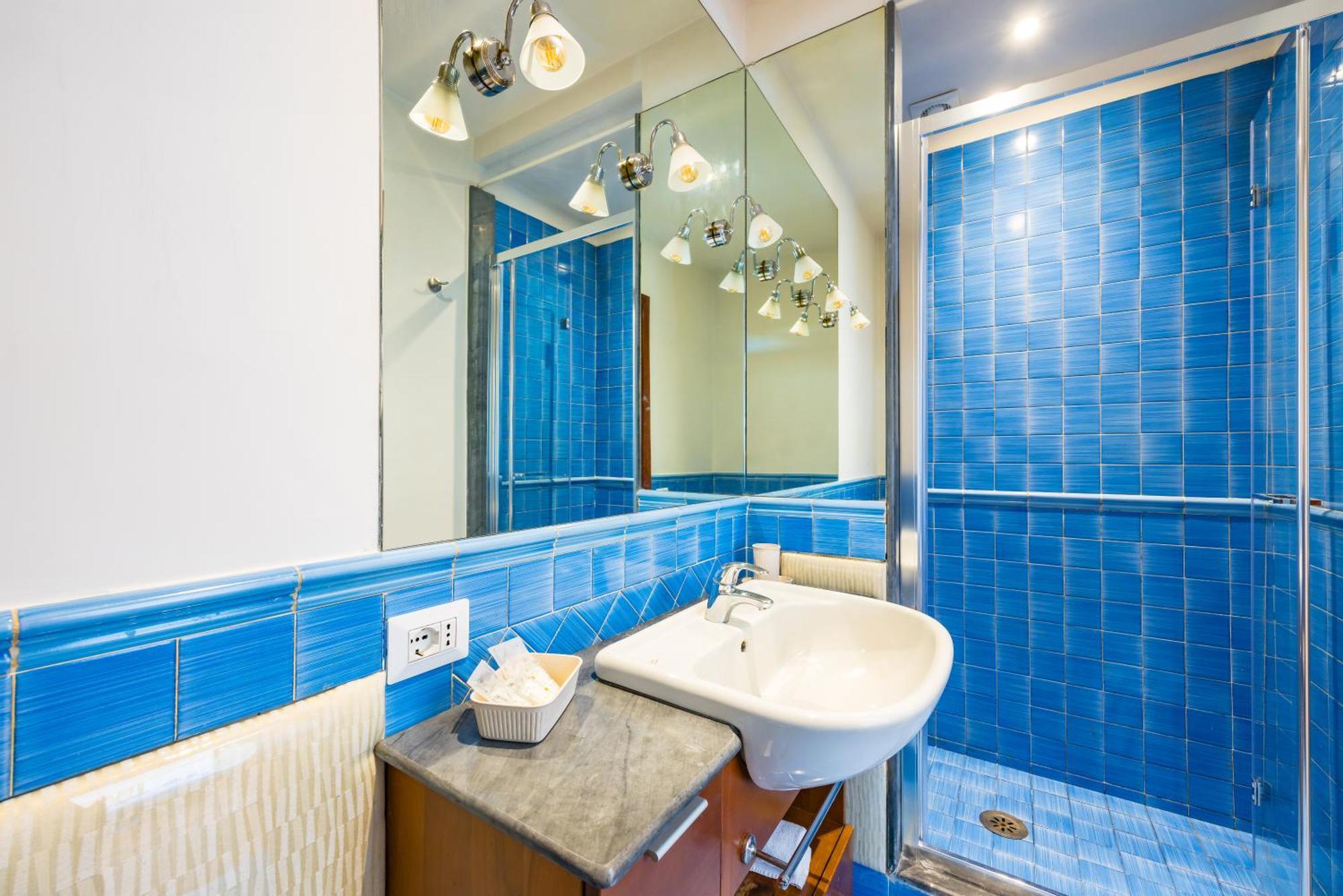 Apartment Chiave Di Fuga By Napoliapartments Naples