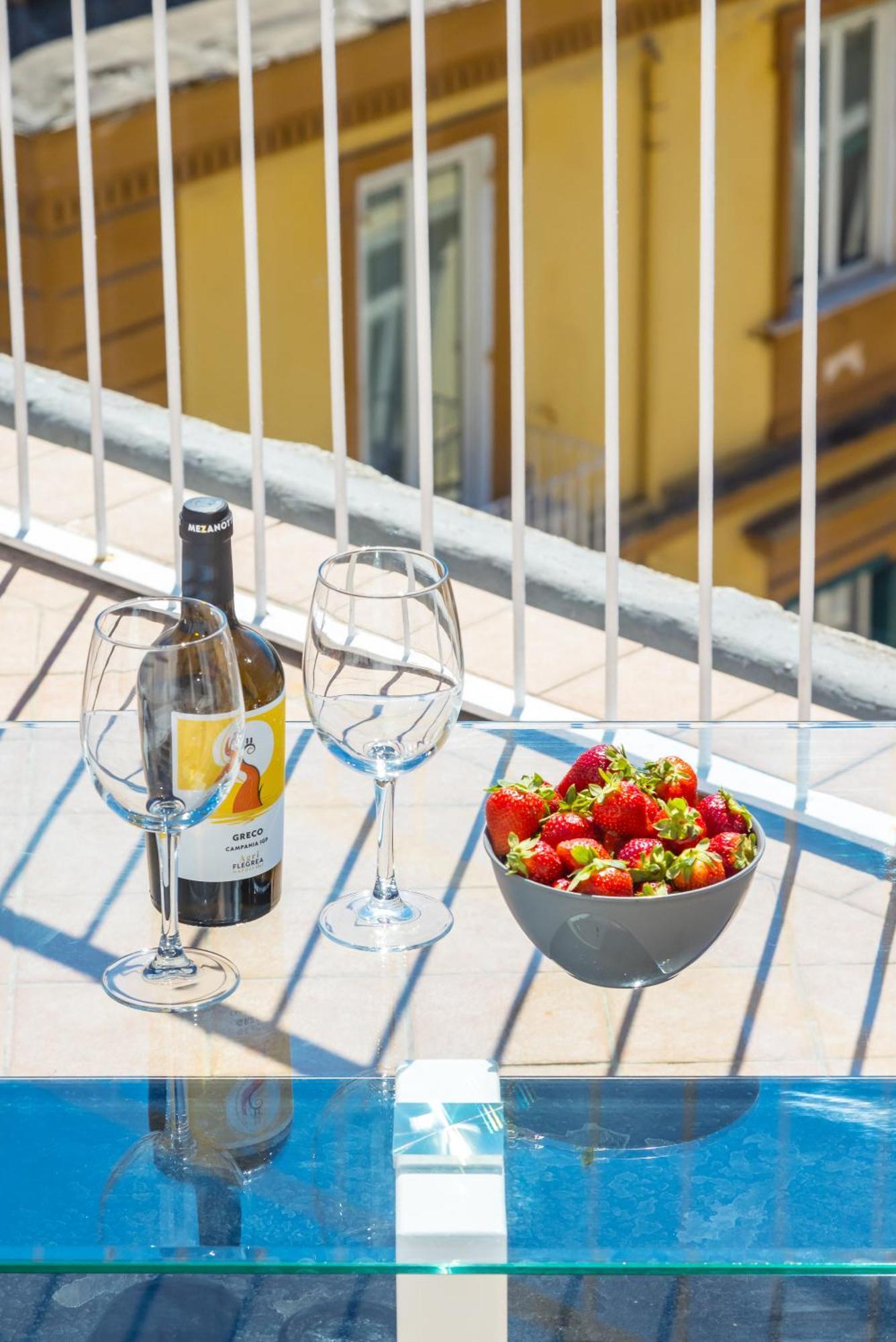Appartement Chiave Di Fuga By Napoliapartments