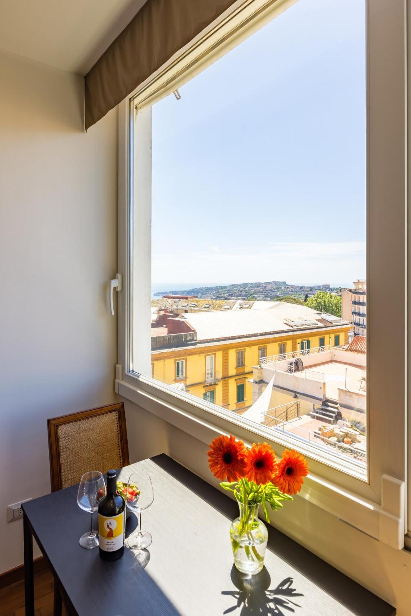 Appartement Chiave Di Fuga By Napoliapartments *